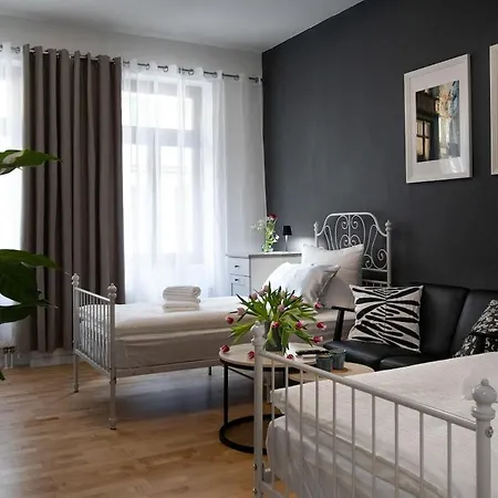 Deluxe With Balcony Near Stadium & Daire Leipzig