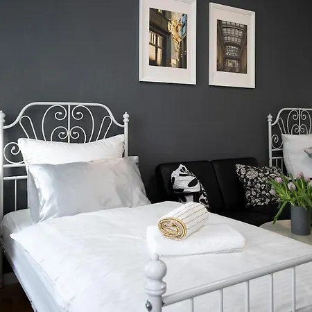 Daire Deluxe With Balcony Near Stadium &