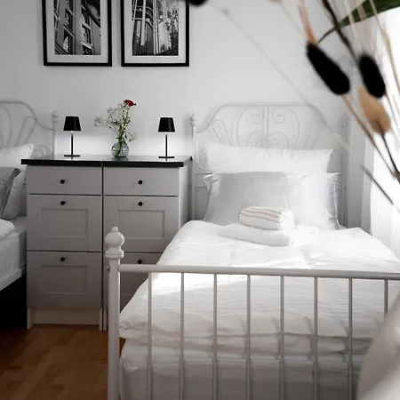 Deluxe With Balcony Near Stadium & Daire